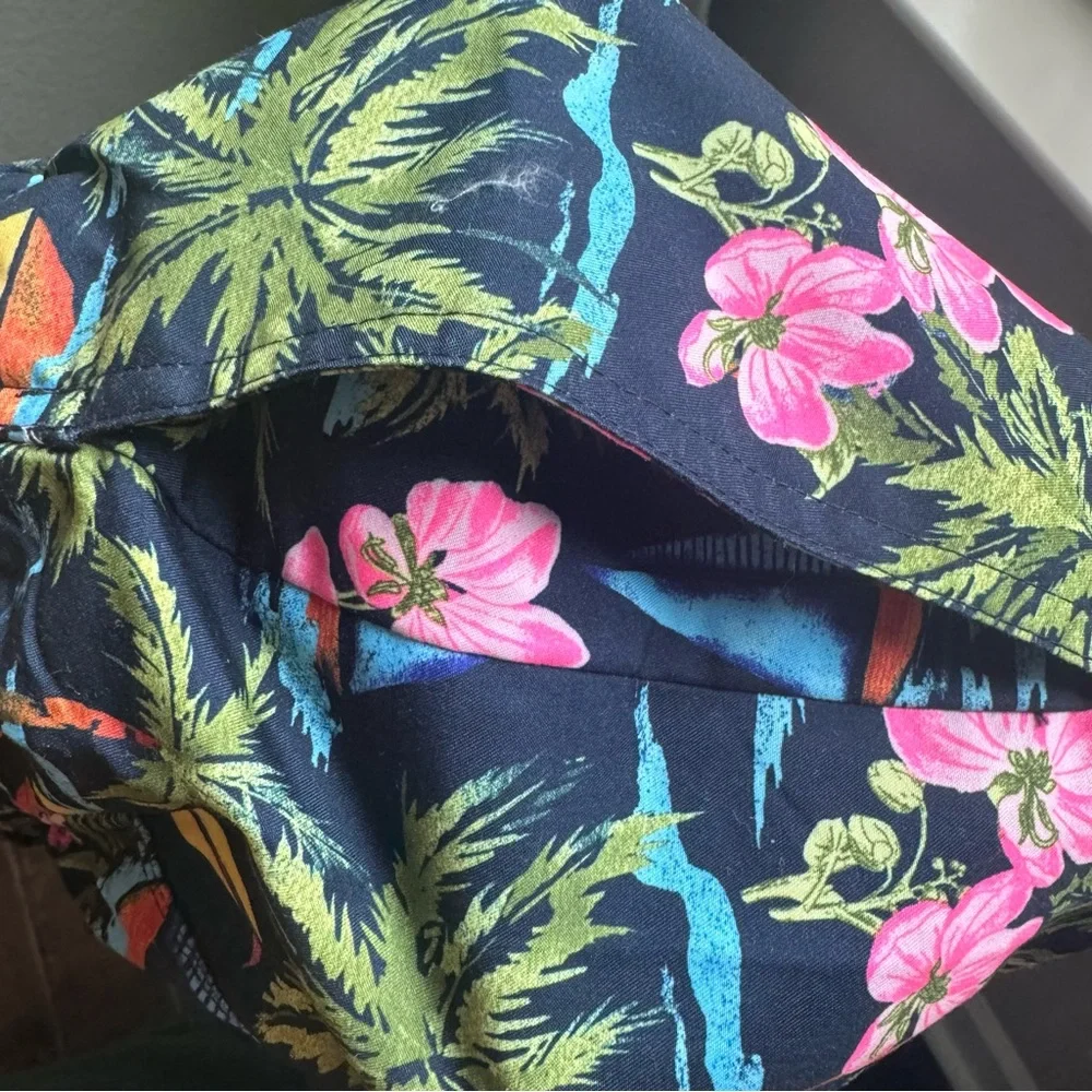 Old Navy printed men’s swim trunks